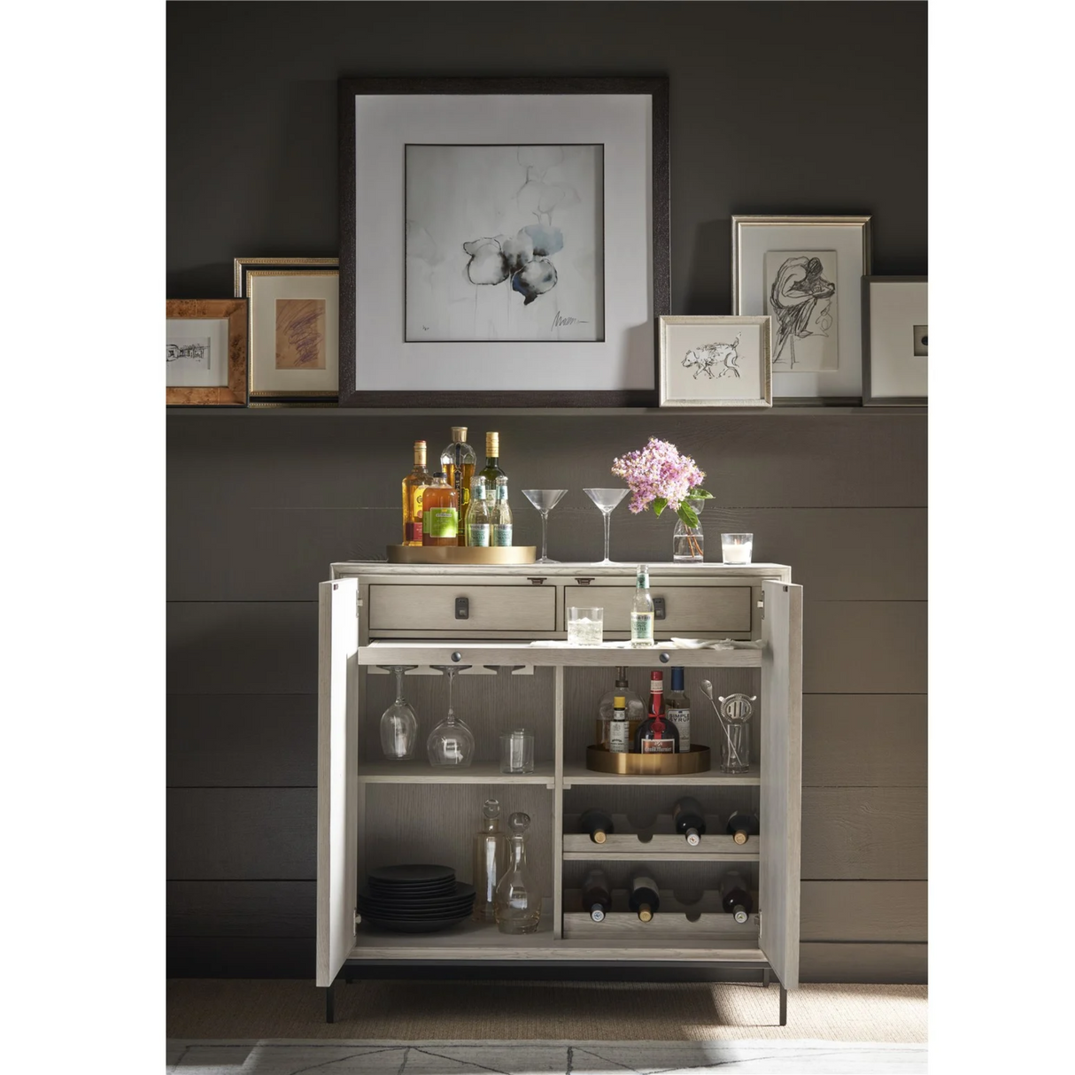 ODESSA BAR CABINET