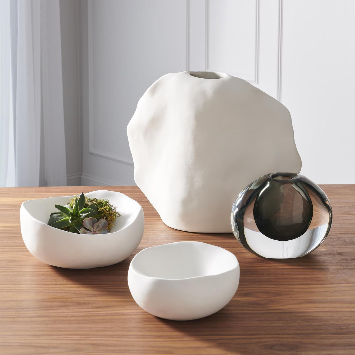 KELP VASES MATTE WHITE