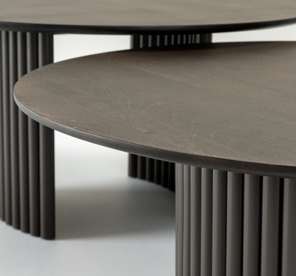 COVE SWIVEL COCKTAIL TABLE
